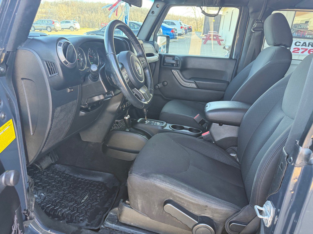 2016 Jeep Wrangler Image 10