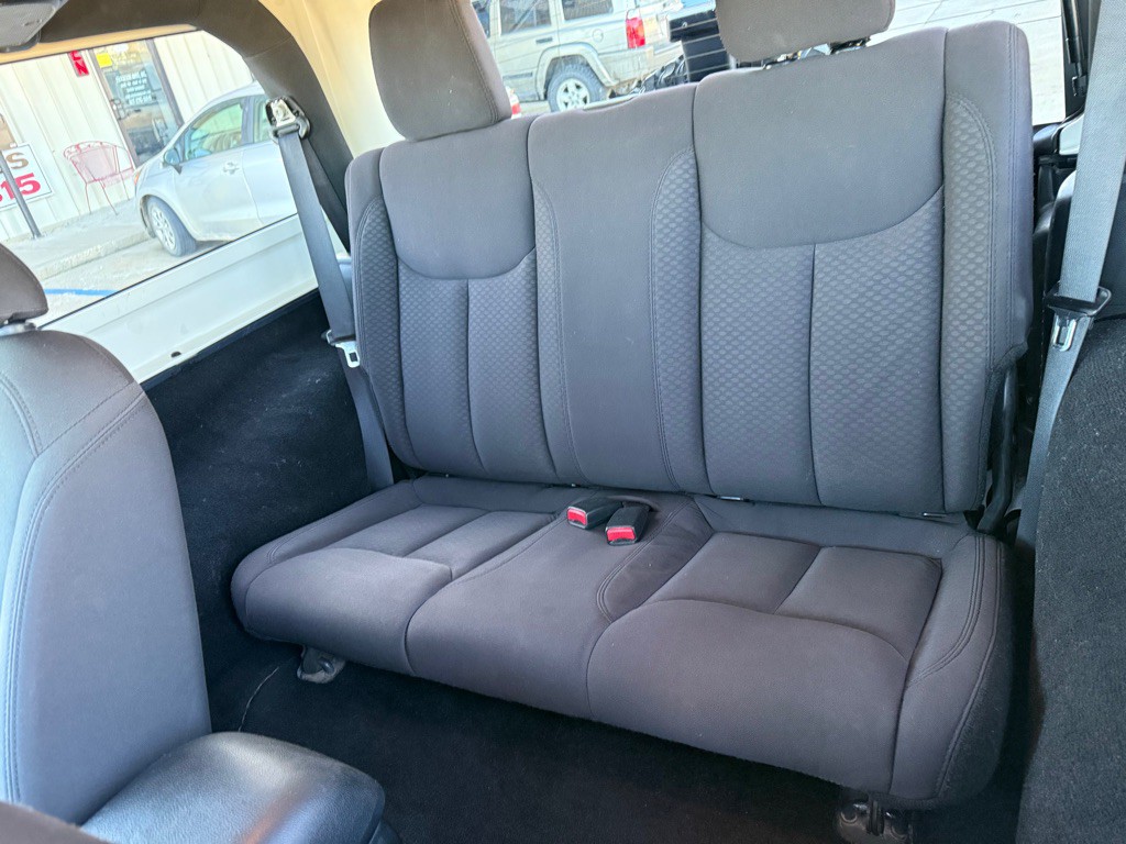 2016 Jeep Wrangler Image 11