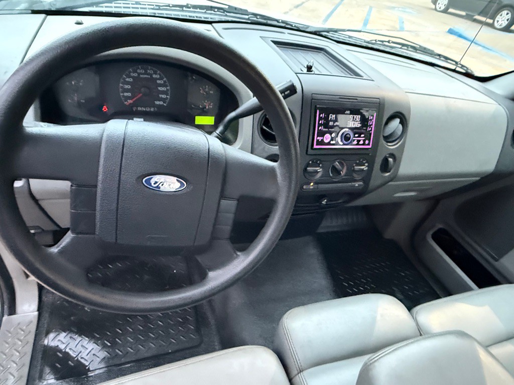 2006 Ford F-150 Image 10