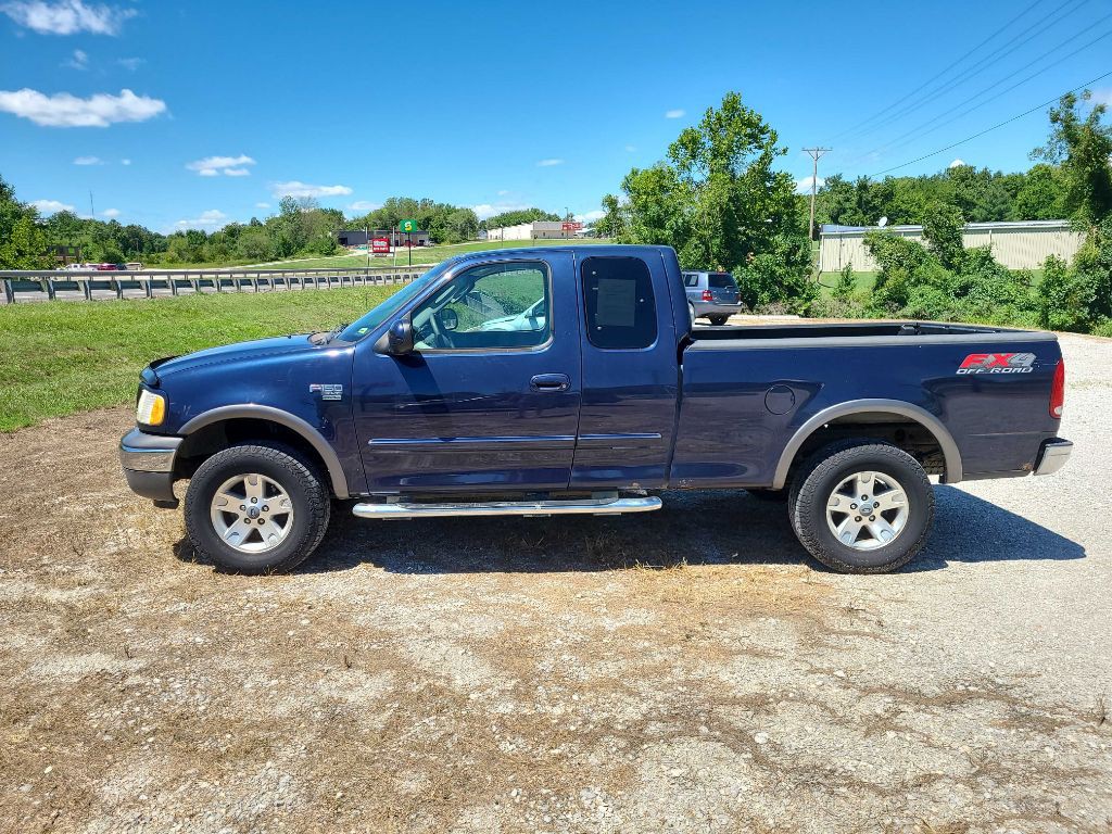 2002 Ford F-150 Image 2