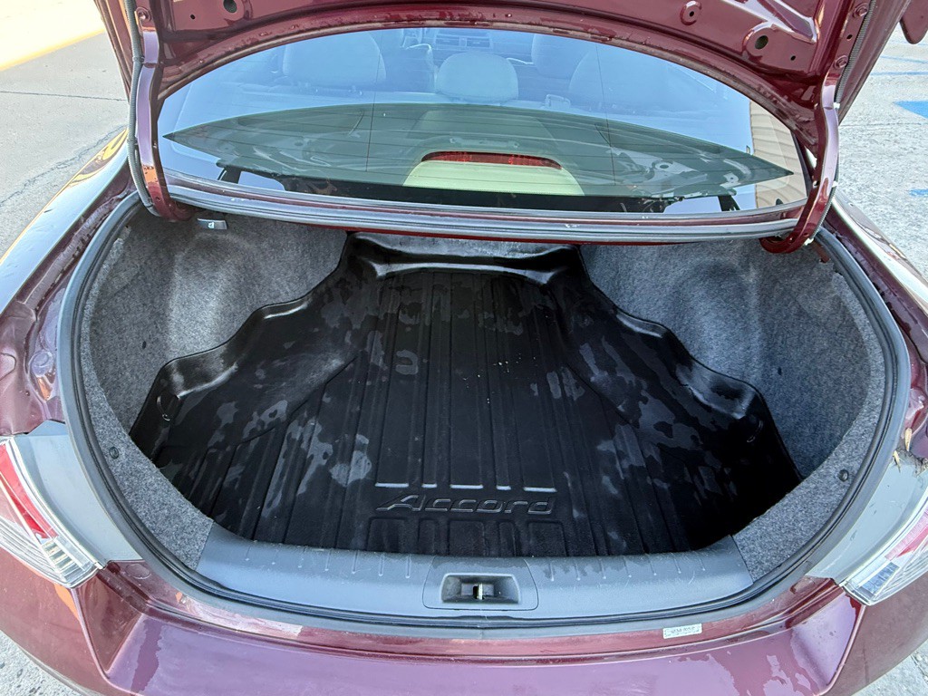 2008 Honda Accord Image 9