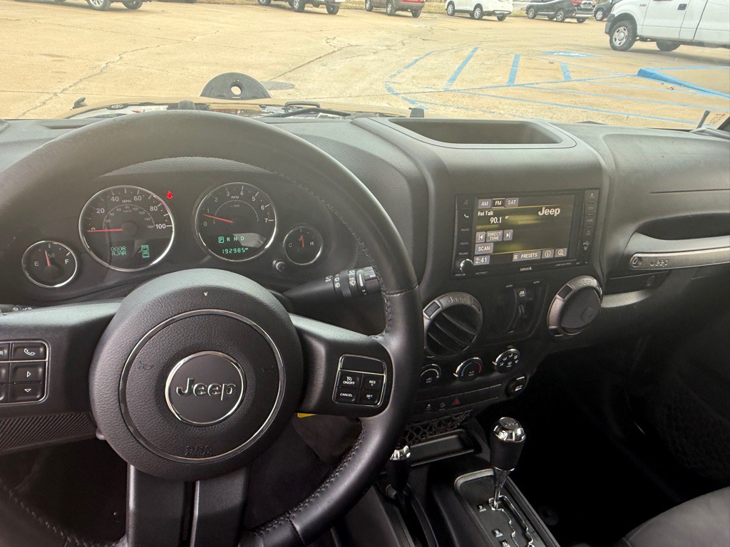 2015 Jeep Wrangler Unlimited Image 12