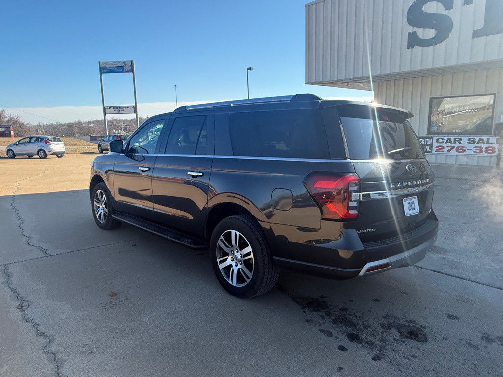 2024 Ford Expedition Image 3