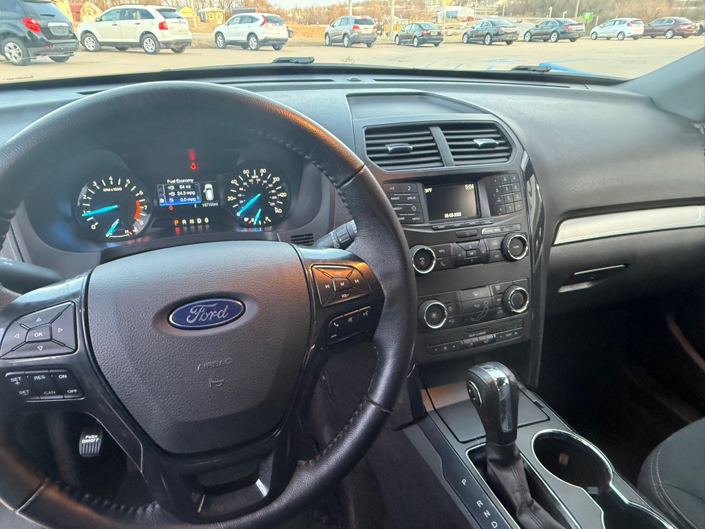 2018 Ford Explorer Image 12