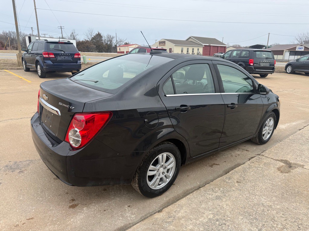 2015 Chevrolet Sonic Image 5
