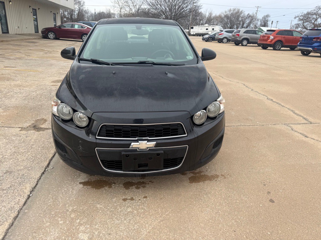2015 Chevrolet Sonic Image 8