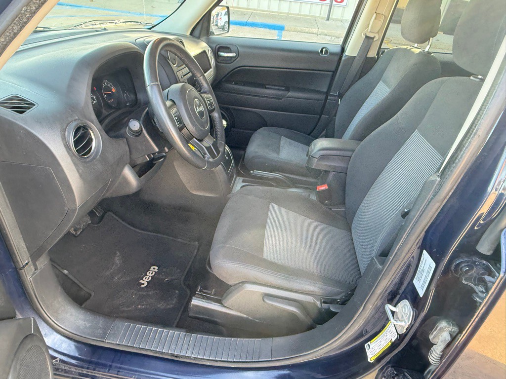 2016 Jeep Patriot Image 11