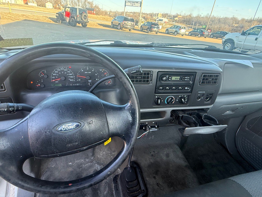 2004 Ford F-250 Image 9