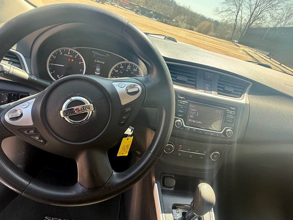 2018 Nissan Sentra Image 14