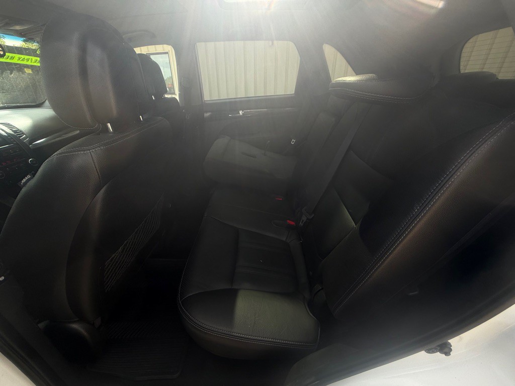 2012 Kia Sorento Image 11