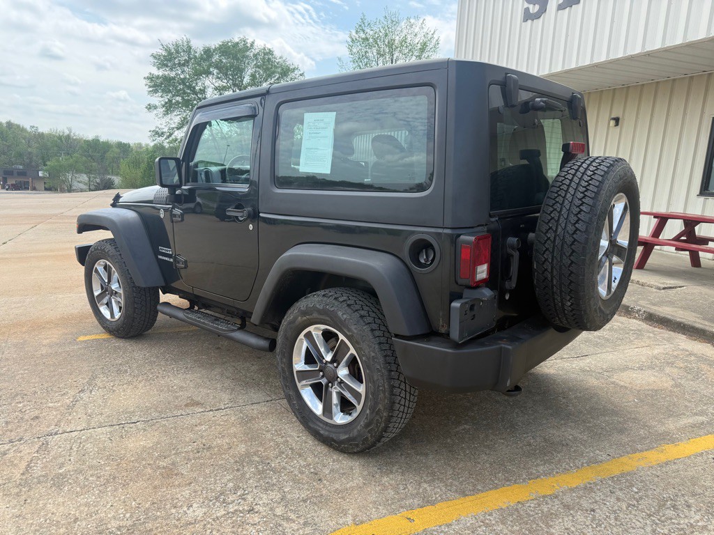 2012 Jeep Wrangler Image 3