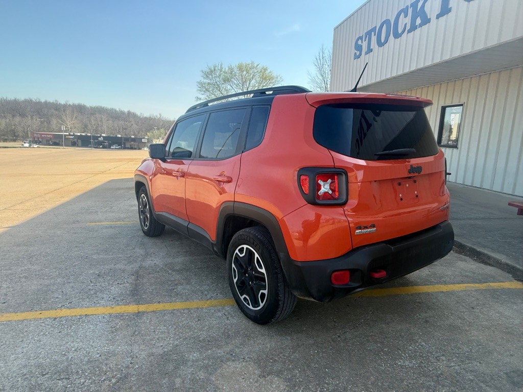 2016 Jeep Renegade Image 3
