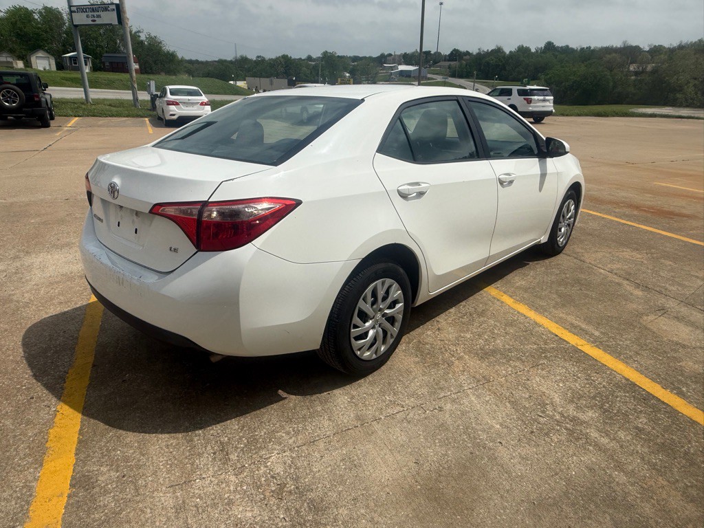 2017 Toyota Corolla Image 4