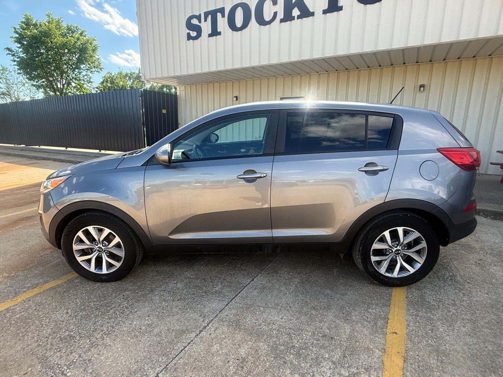 2015 Kia Sportage Image 2