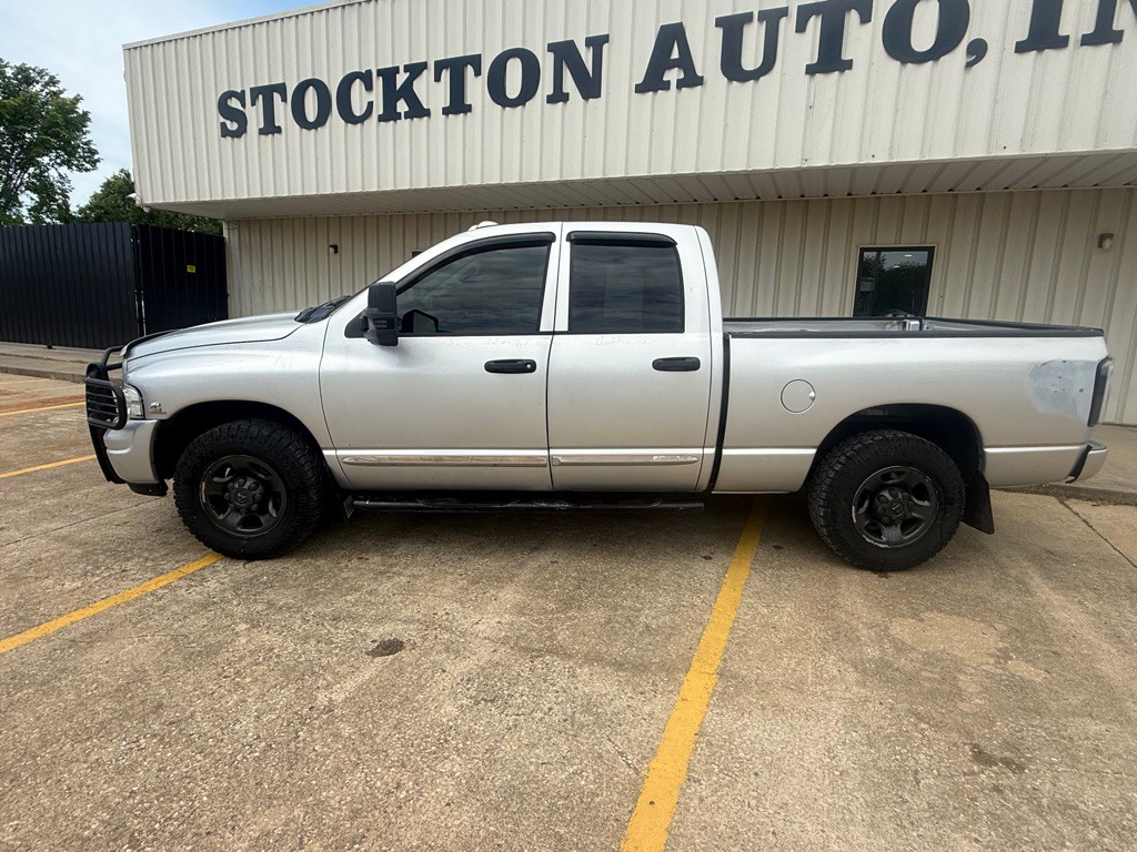 2005 Dodge Ram 3500 Image 2