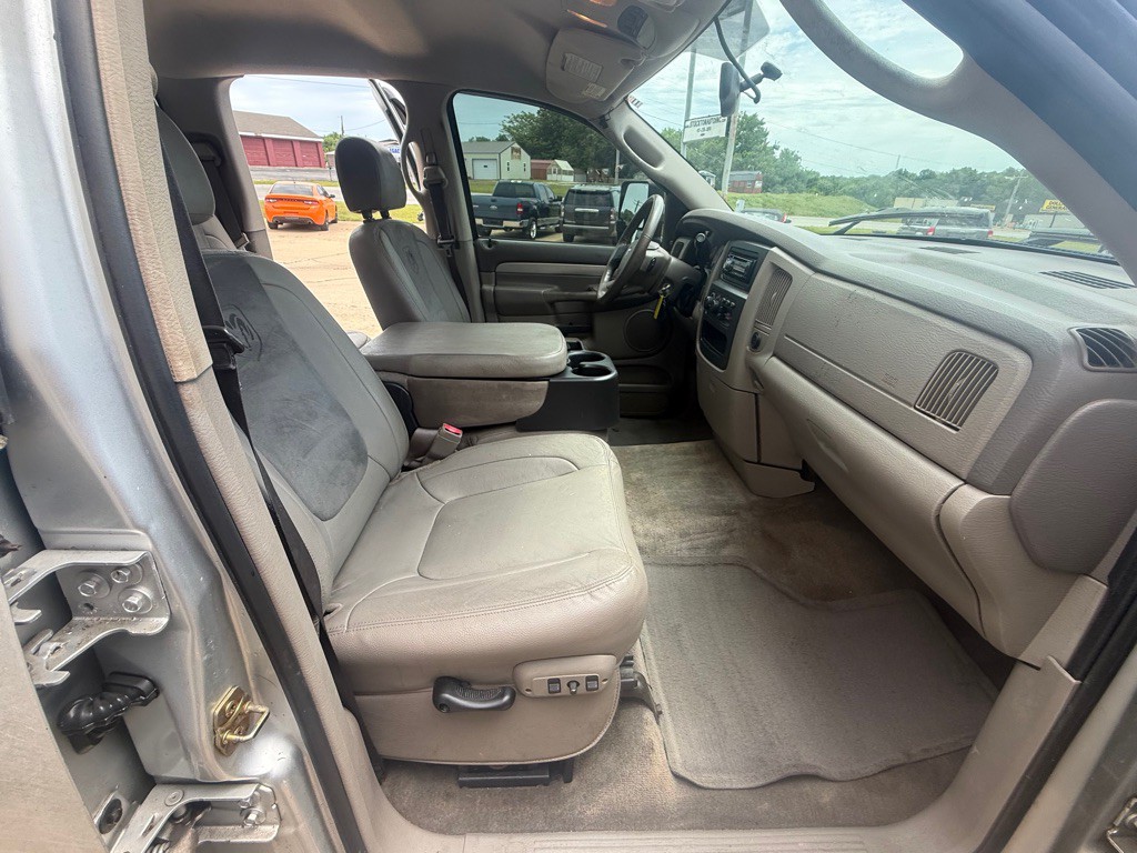 2005 Dodge Ram 3500 Image 14