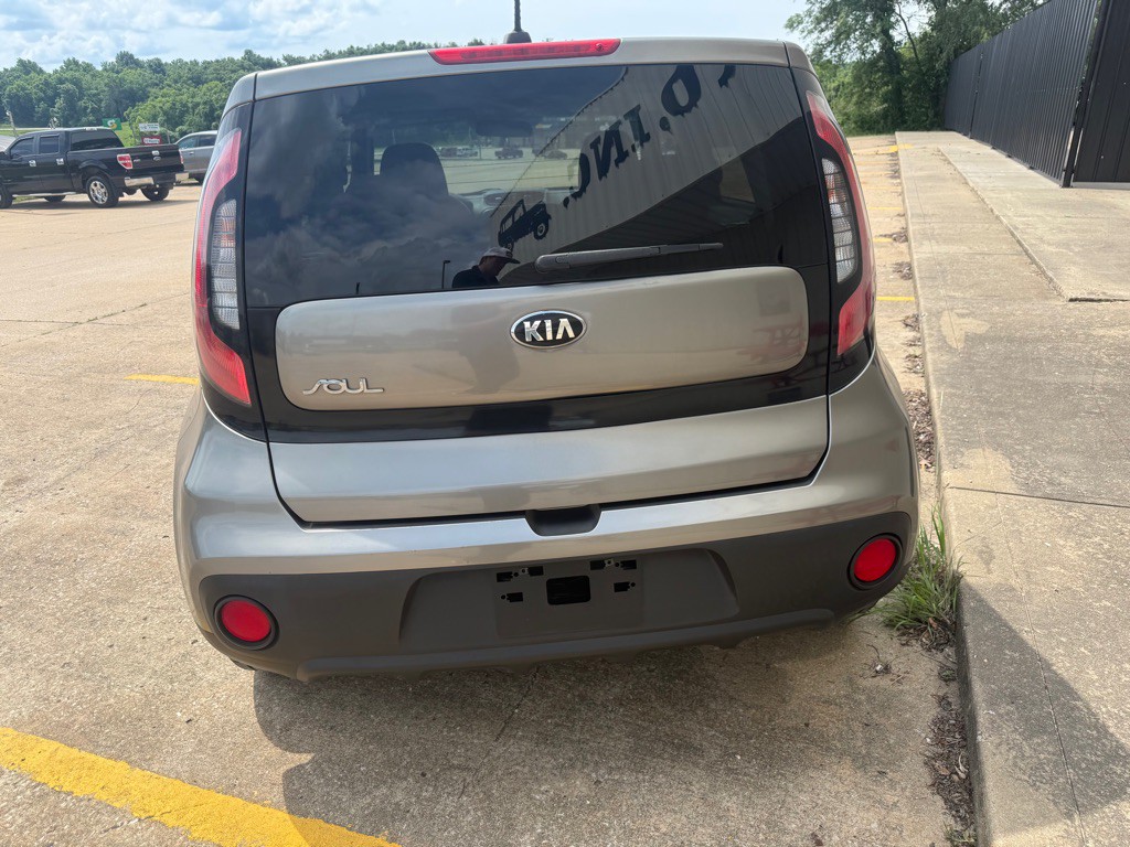2017 Kia Soul Image 4