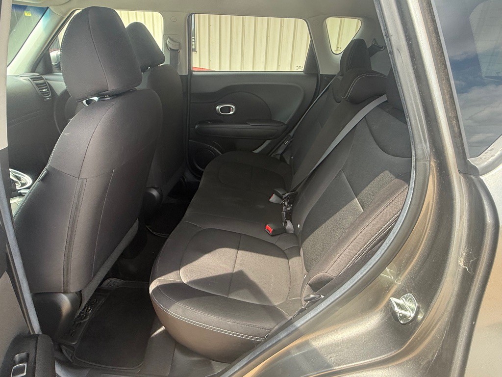 2017 Kia Soul Image 10