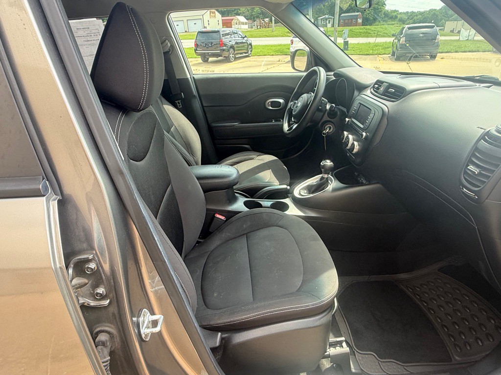2017 Kia Soul Image 12