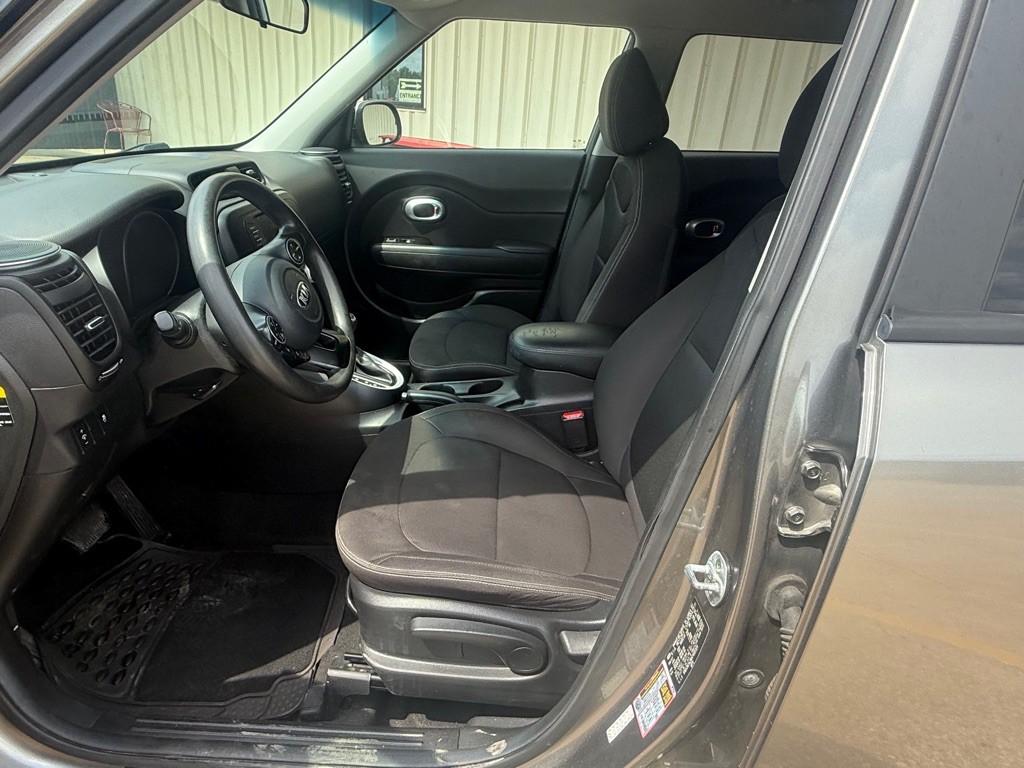 2017 Kia Soul Image 13