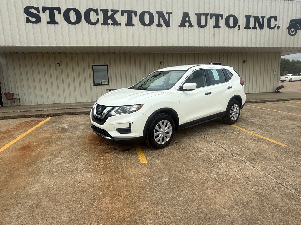 2020 Nissan Rogue Image 1