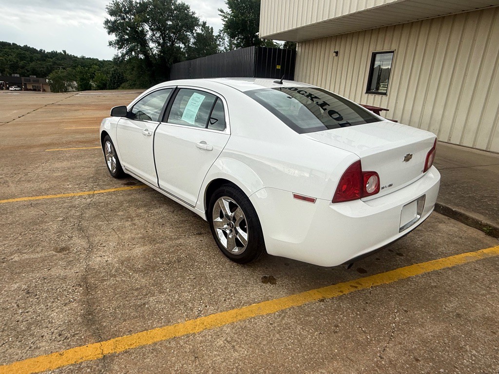 2009 Chevrolet Malibu Image 3