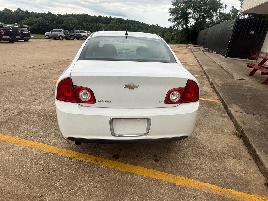 2009 Chevrolet Malibu Image 4