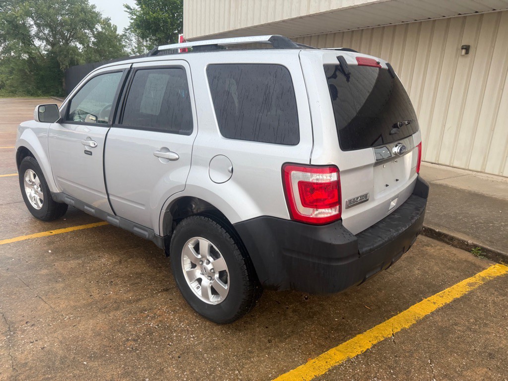 2011 Ford Escape Image 3