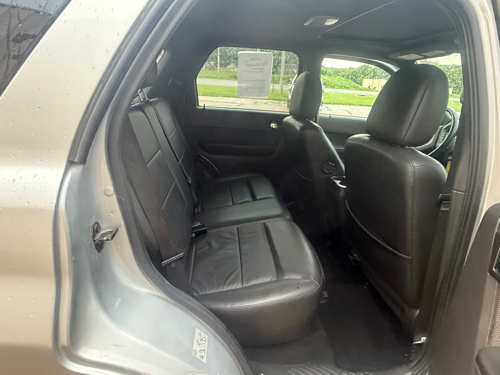2011 Ford Escape Image 11