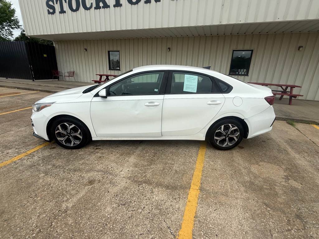 2019 Kia Forte Image 2