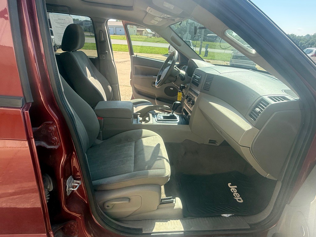 2007 Jeep Grand Cherokee Image 12