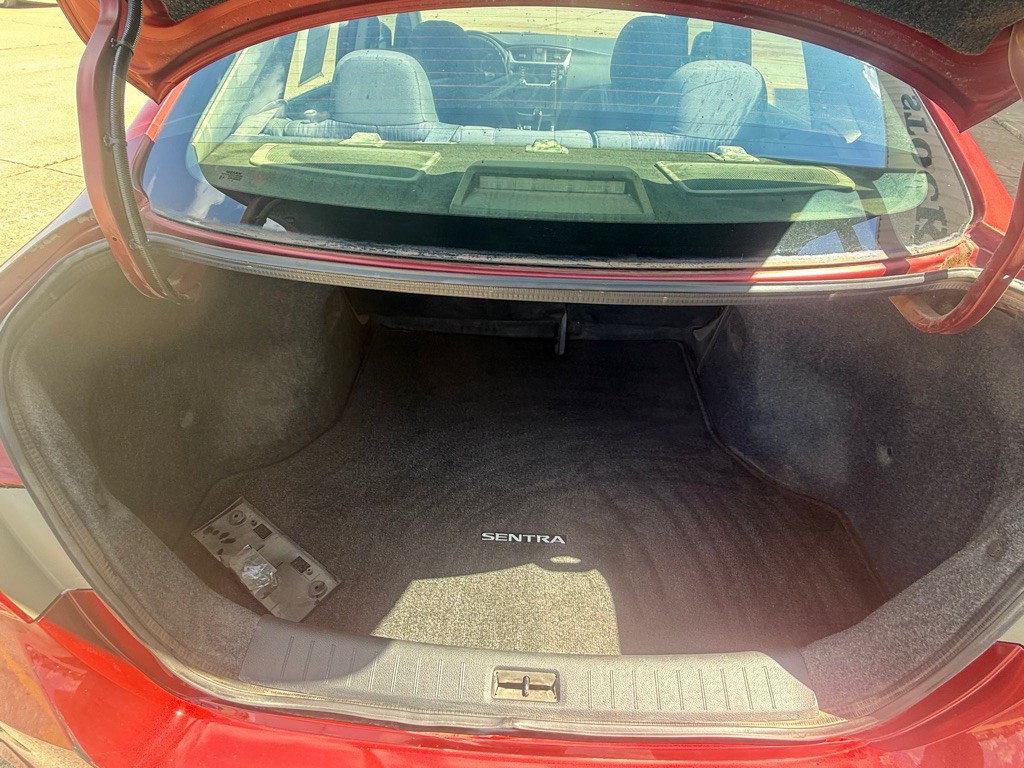 2018 Nissan Sentra Image 9