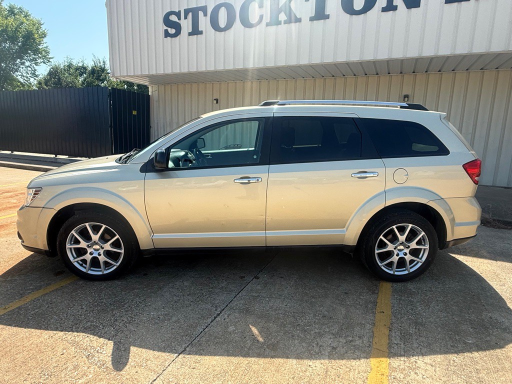 2011 Dodge Journey Image 2