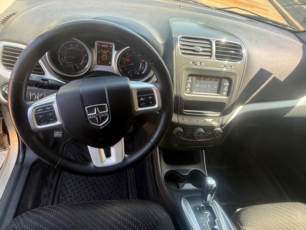 2011 Dodge Journey Image 14