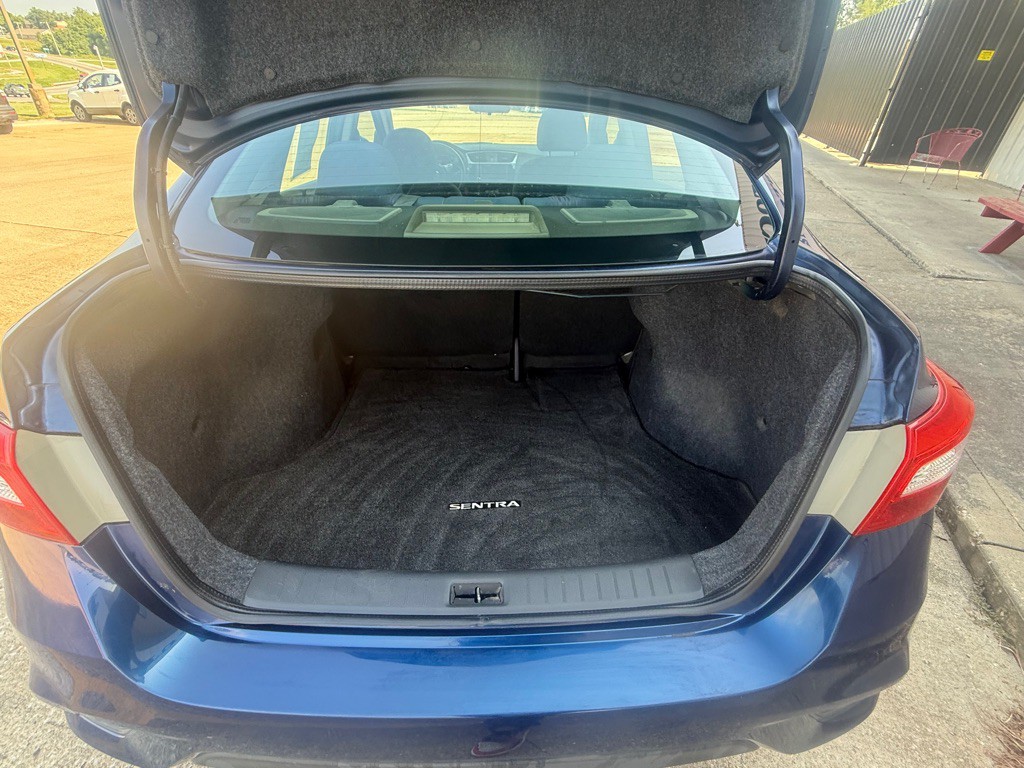 2019 Nissan Sentra Image 9