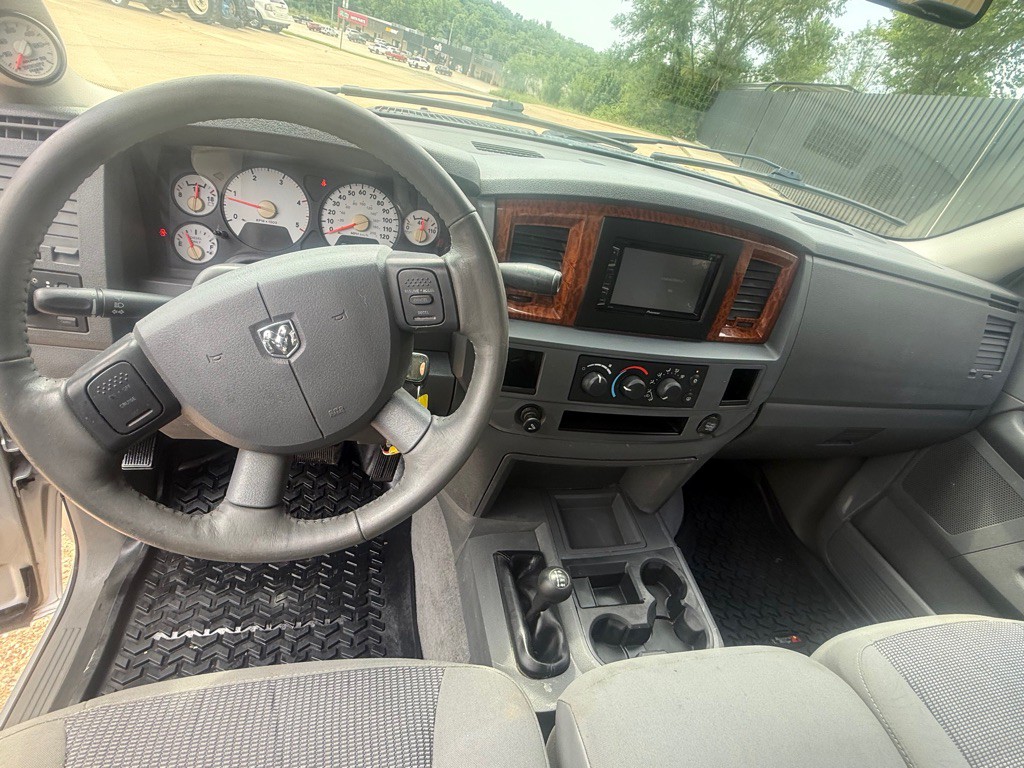 2006 Dodge Ram 2500 Image 14
