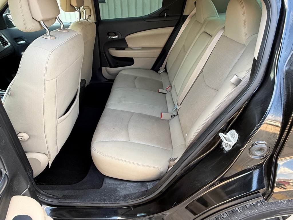 2012 Dodge Avenger Image 10