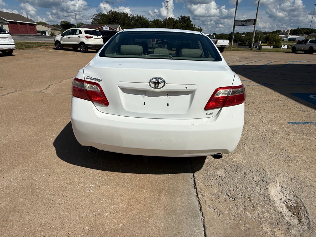 2009 Toyota Camry Image 4