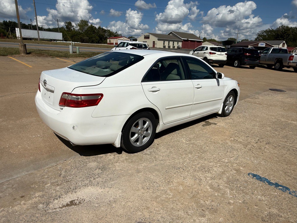 2009 Toyota Camry Image 5