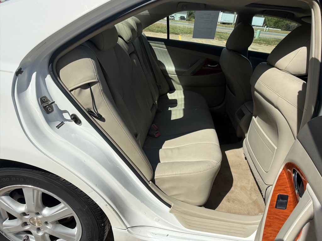 2009 Toyota Camry Image 11