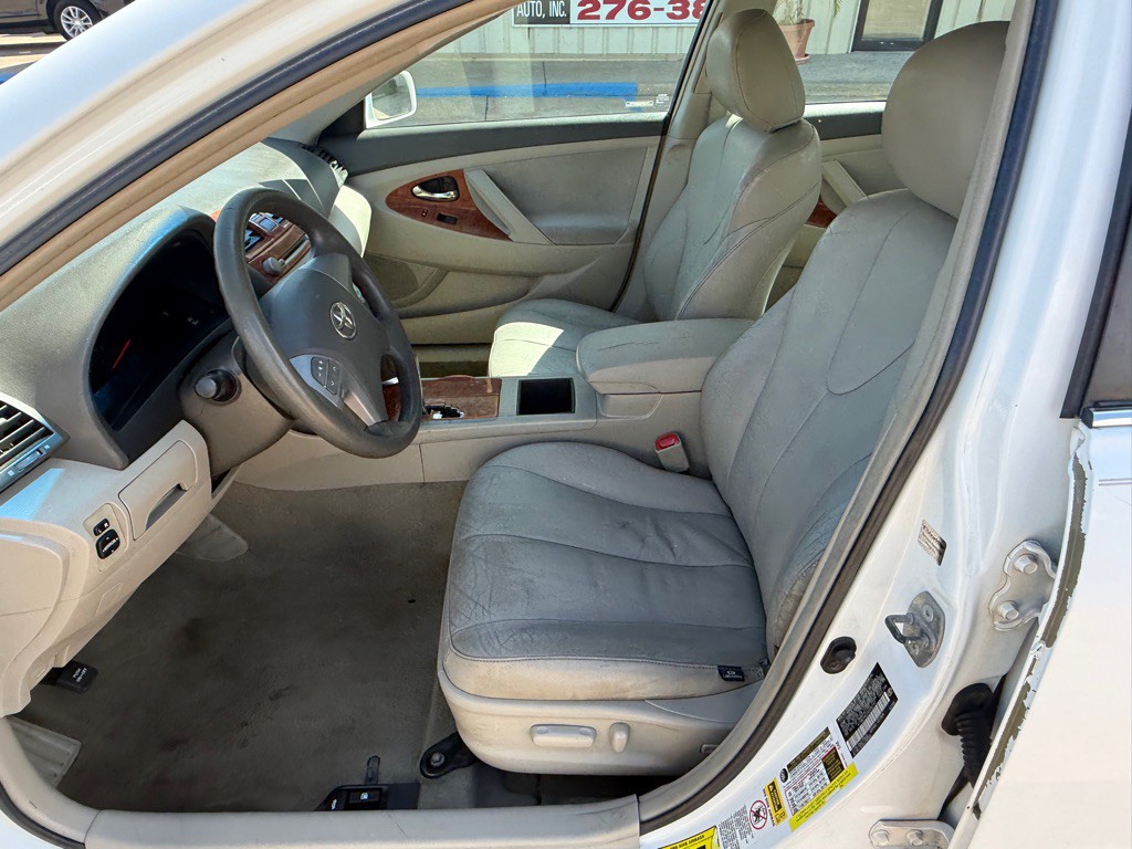 2009 Toyota Camry Image 13