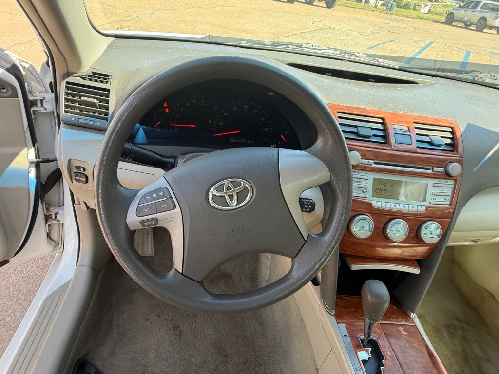 2009 Toyota Camry Image 14