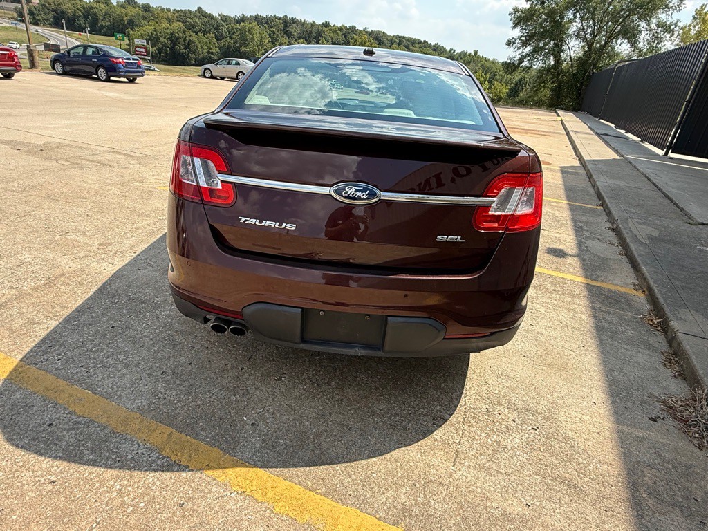 2012 Ford Taurus Image 4