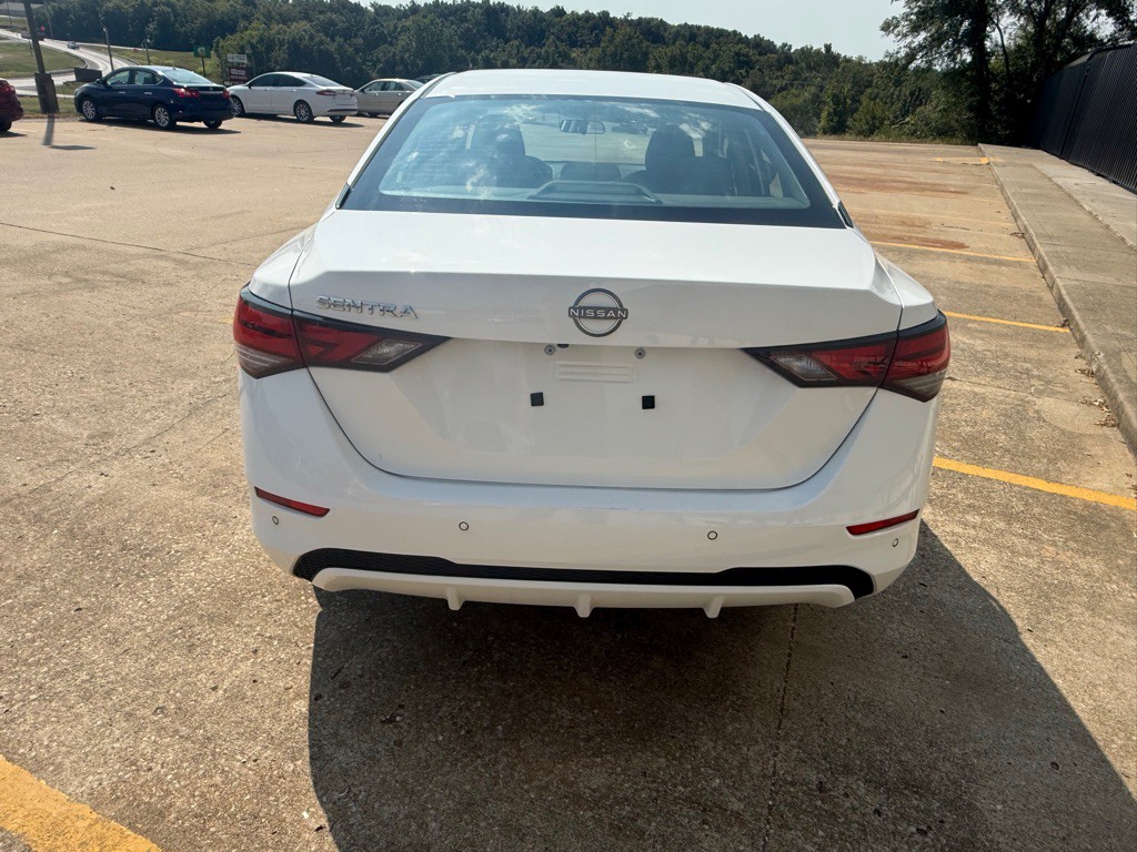 2024 Nissan Sentra Image 4