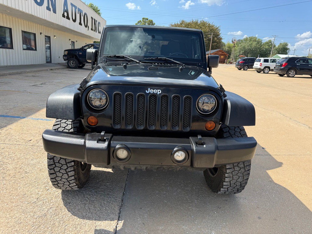 2012 Jeep Wrangler Image 8