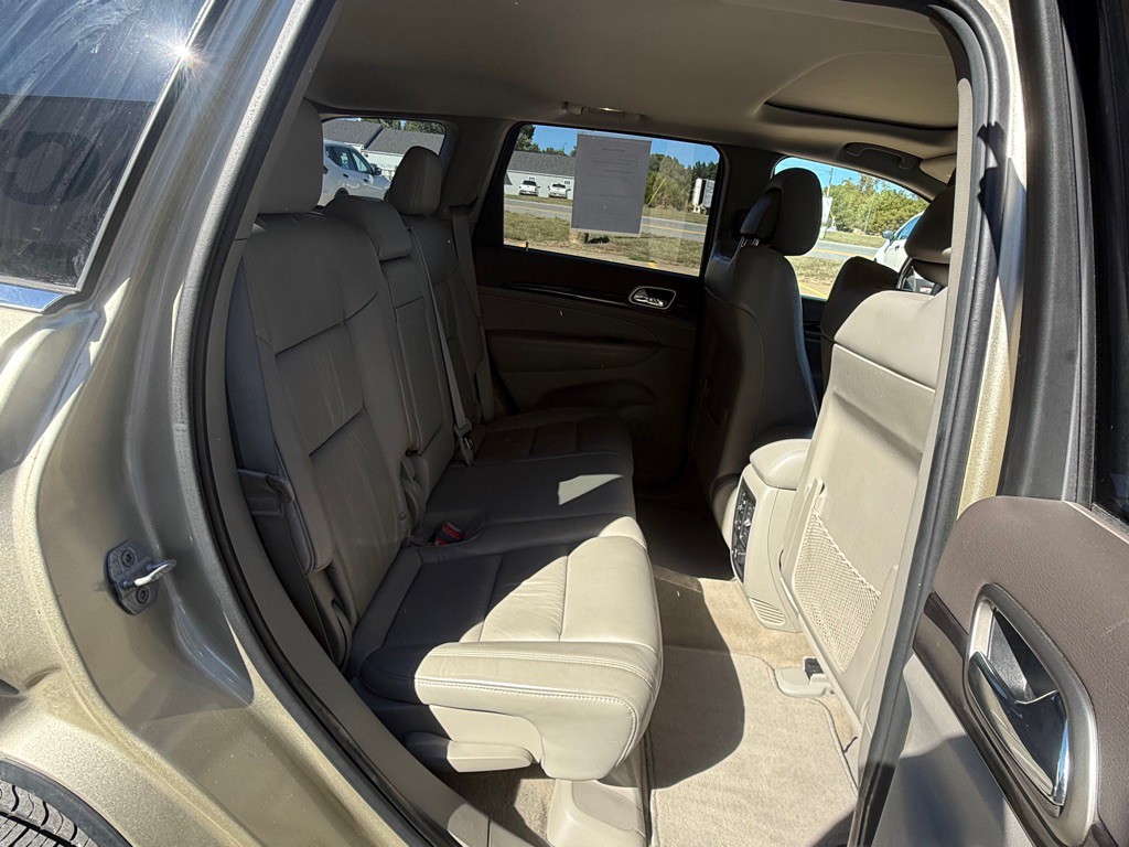 2011 Jeep Grand Cherokee Image 11
