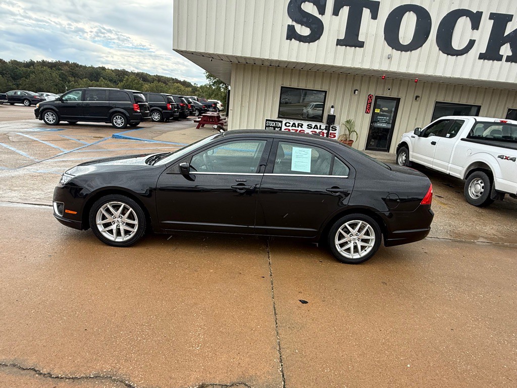 2011 Ford Fusion Image 2