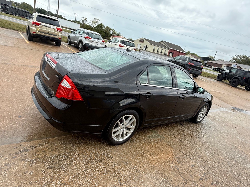 2011 Ford Fusion Image 5