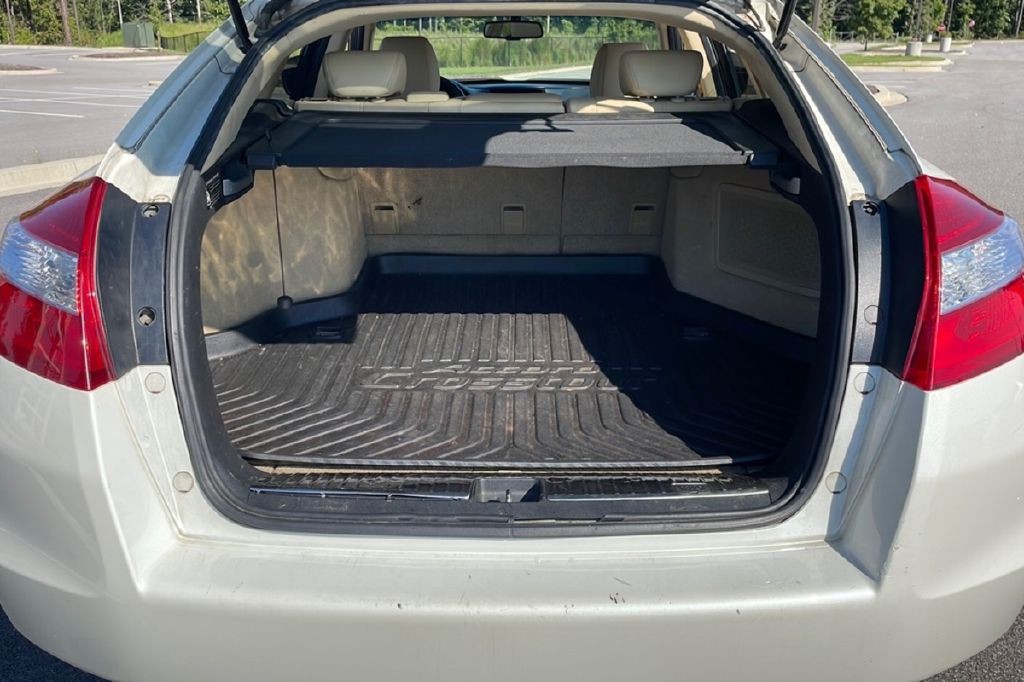 2010 Honda Crosstour Image 5