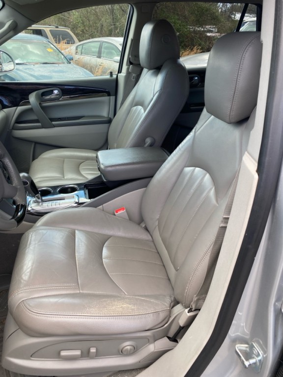 2015 Buick Enclave Image 5